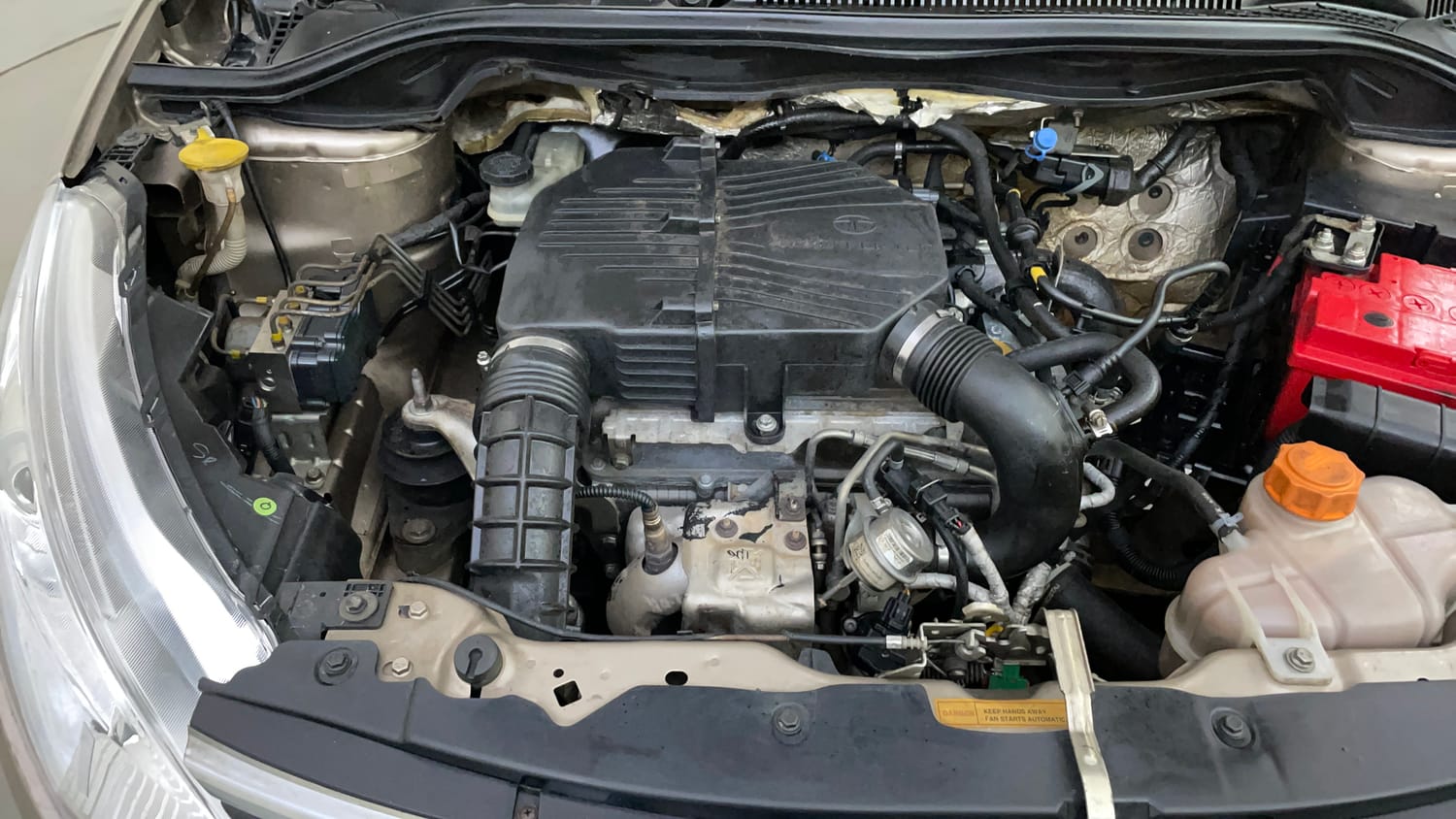 Used 2015 Tata Zest XM Petrol Petrol Manual engine ENGINE RIGHT SIDE VIEW