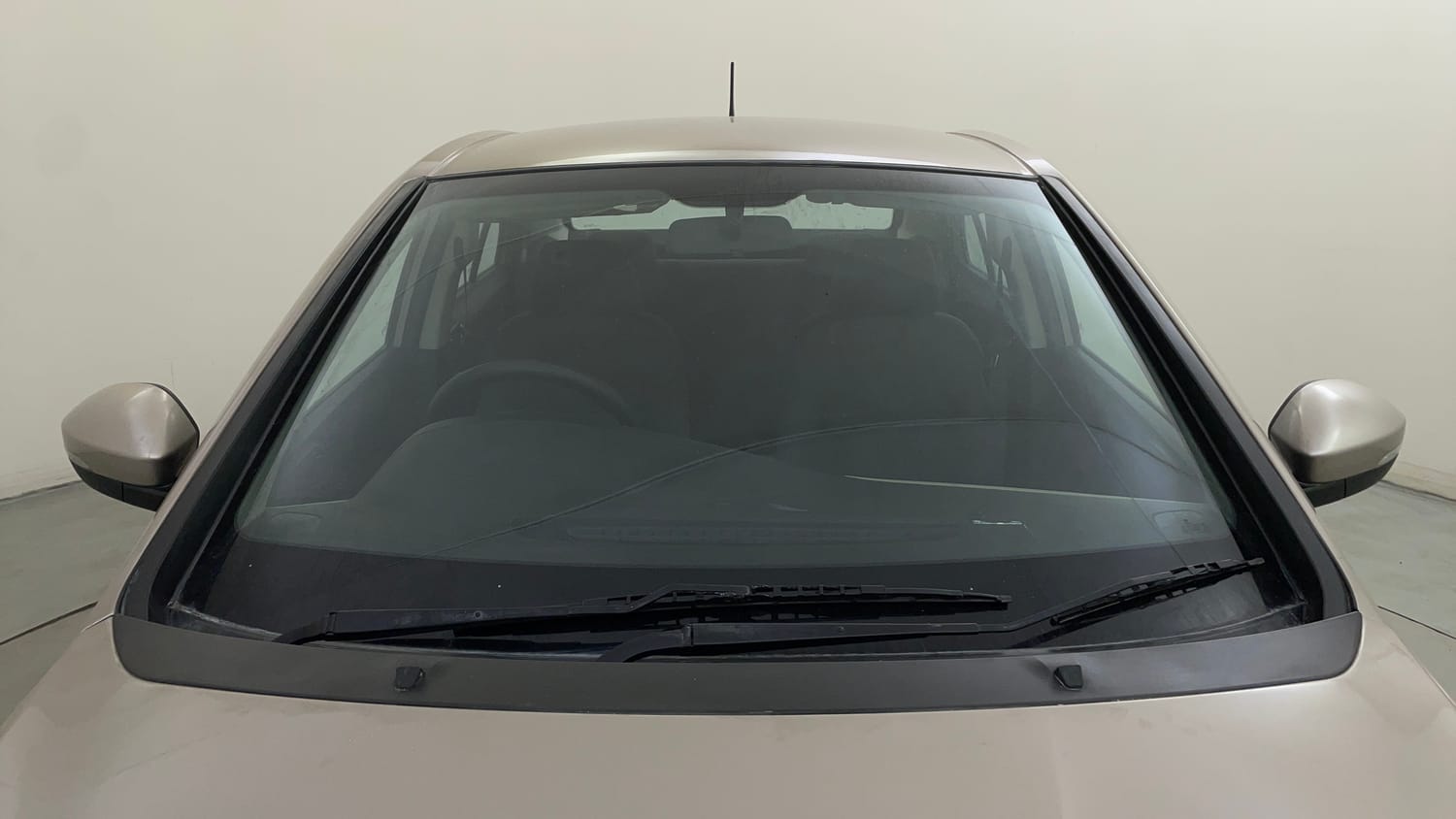 Used 2015 Tata Zest XM Petrol Petrol Manual exterior FRONT WINDSHIELD VIEW