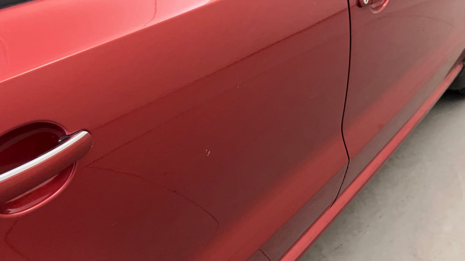 Used 2019 Volkswagen Ameo Highline Plus 1.0L (P) 16 Alloy Petrol Manual dents MINOR SCRATCH