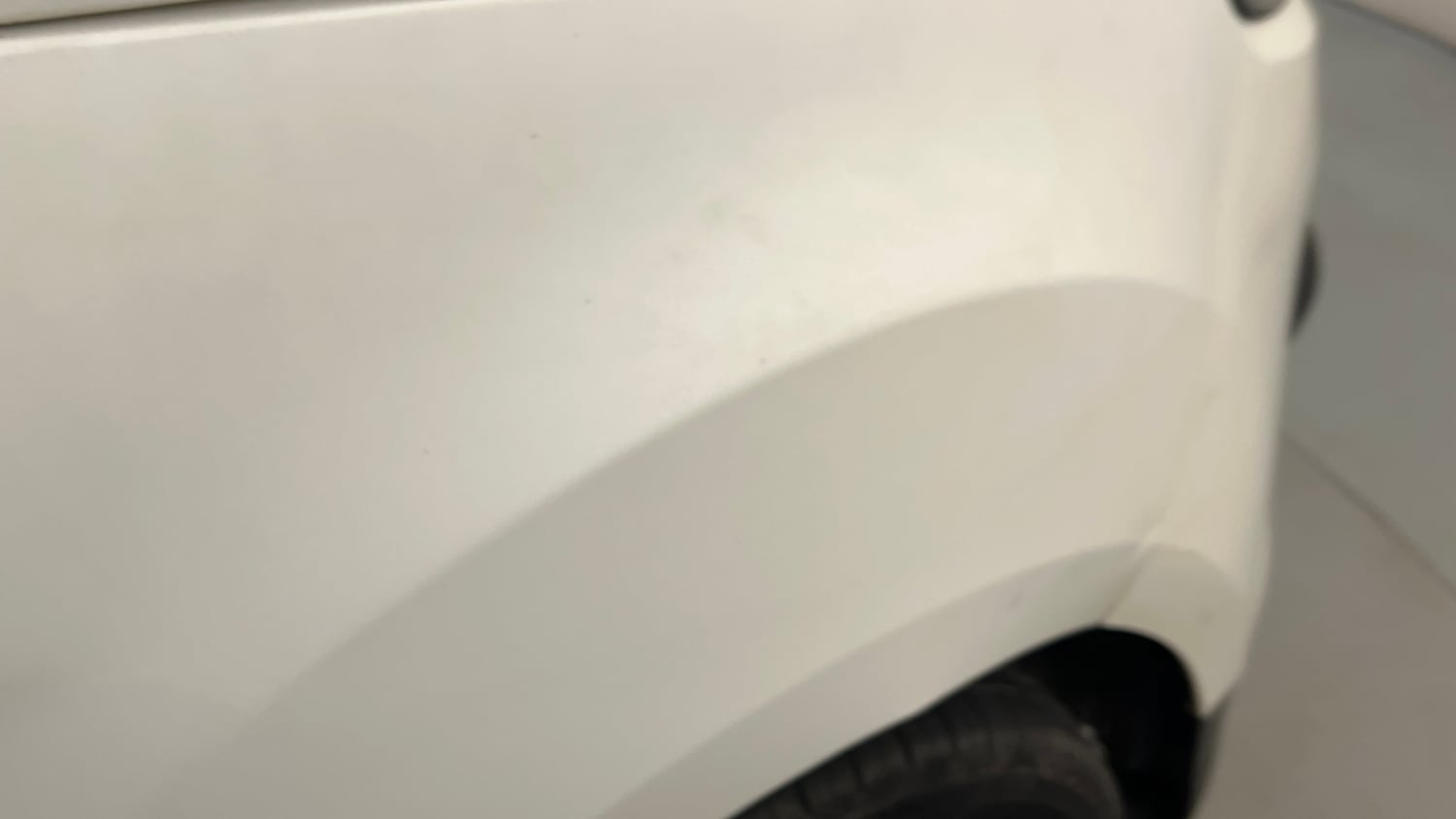 Used 2016 Ford EcoSport Titanium 1.5L Ti-VCT AT Petrol Automatic dents MINOR DENT