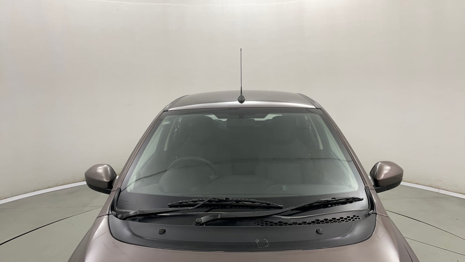 Used 2017 Tata Tiago Revotron XT Petrol Manual exterior FRONT WINDSHIELD VIEW