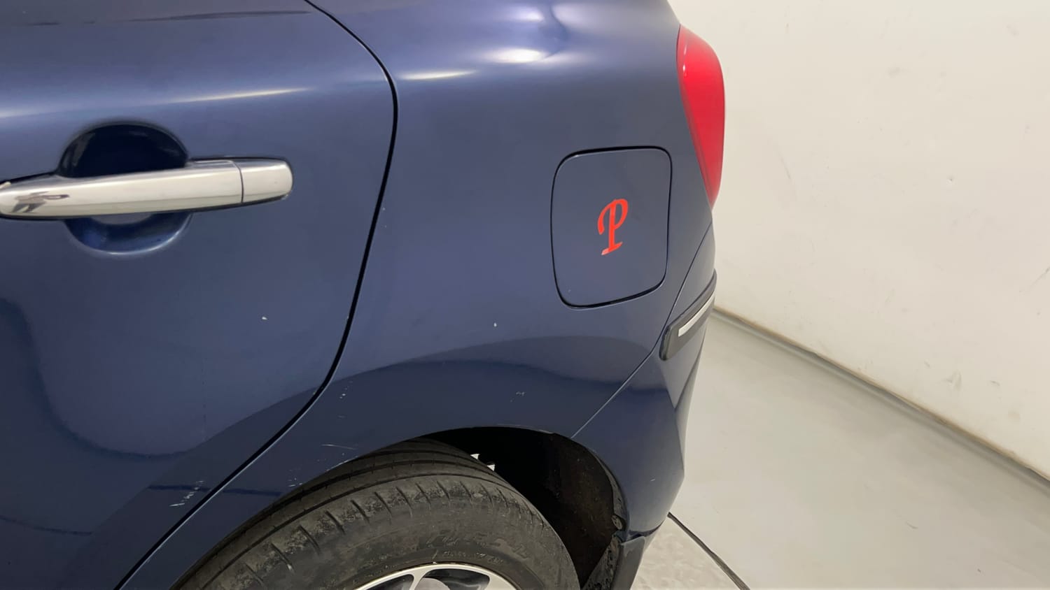 Used 2020 Maruti Suzuki Baleno Zeta Petrol Manual dents MINOR DENT