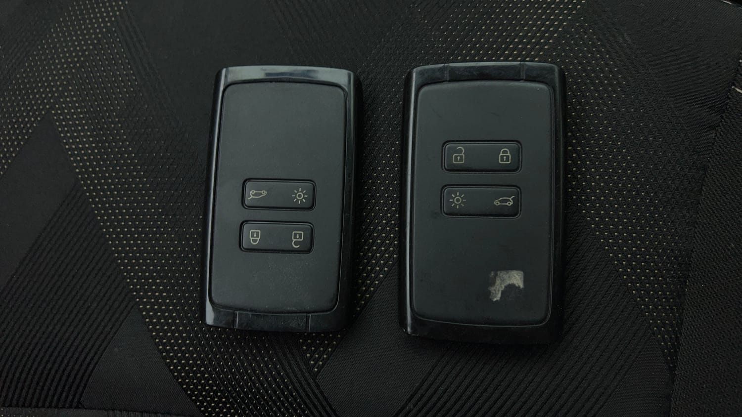Used 2021 Renault Kiger RXT MT Petrol Manual extra CAR KEY VIEW