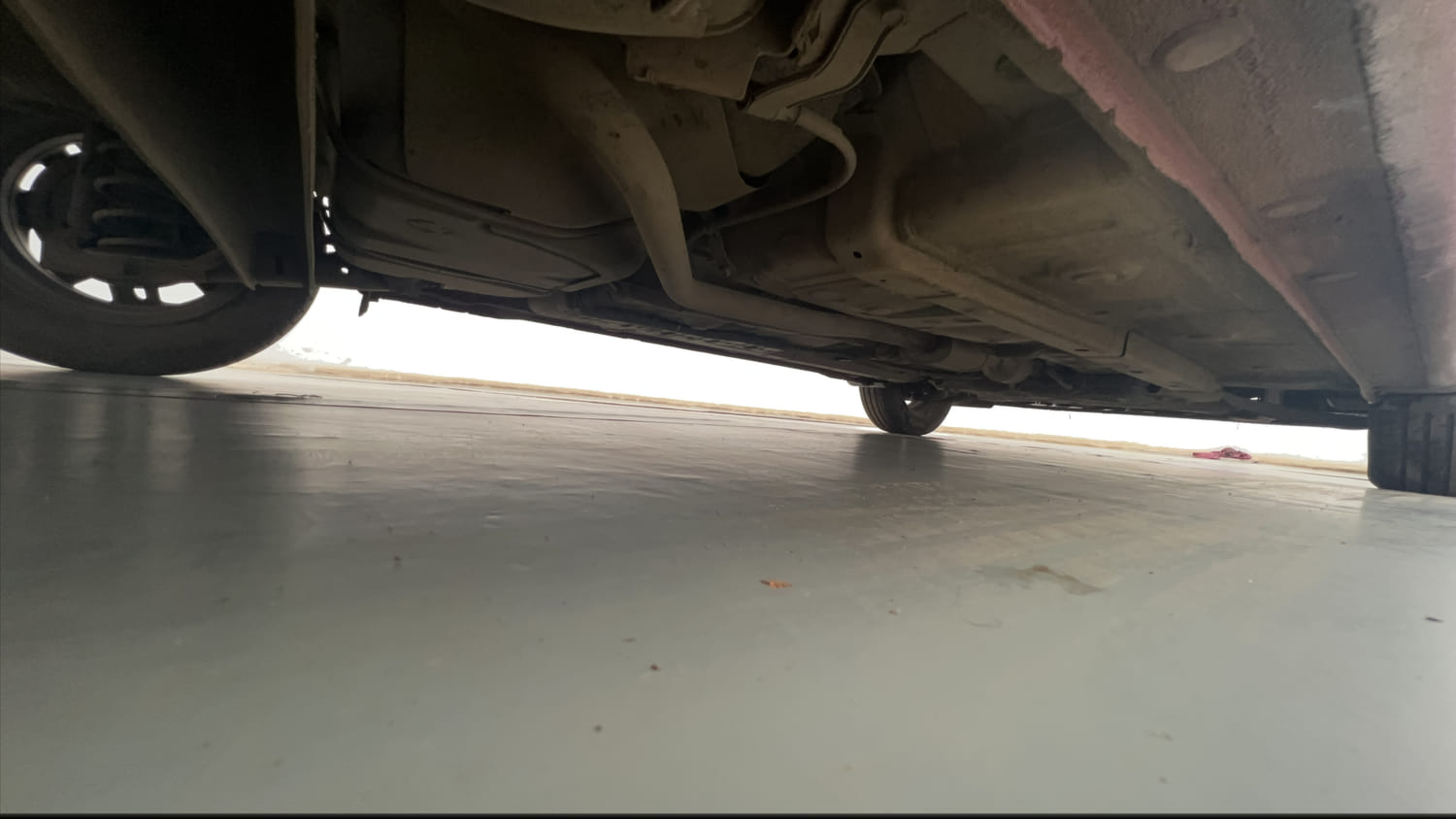 Used 2022 Hyundai Grand i10 Nios Sportz AMT 1.2 Kappa VTVT Petrol Automatic extra REAR RIGHT UNDERBODY VIEW