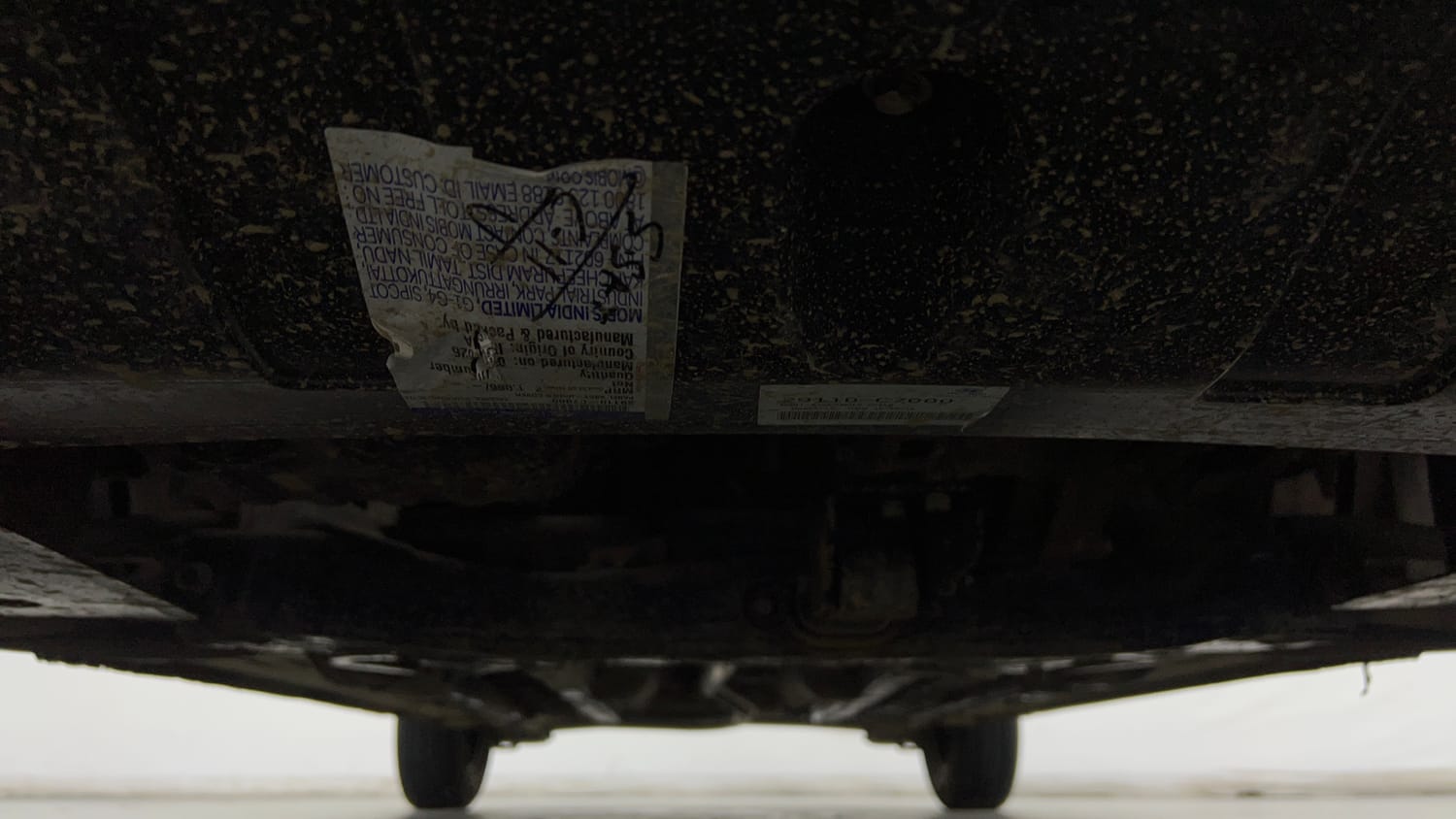 Used 2015 Hyundai Elite i20 Sportz 1.2 Petrol Manual extra FRONT LEFT UNDERBODY VIEW