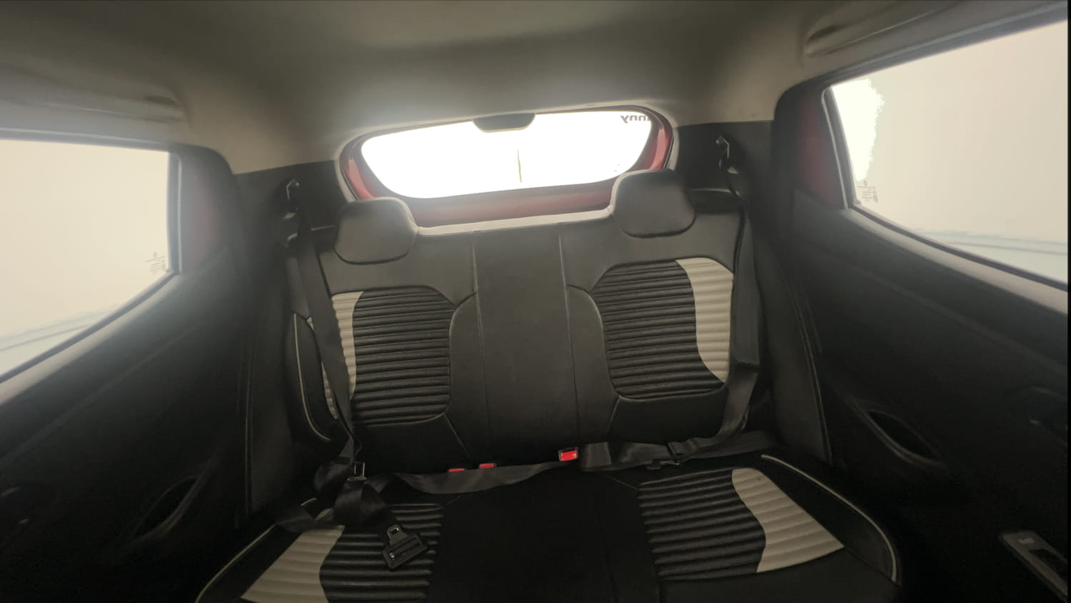 Used 2018 Renault Kwid 1.0 RXL Petrol Manual interior REAR SEAT CONDITION VIEW