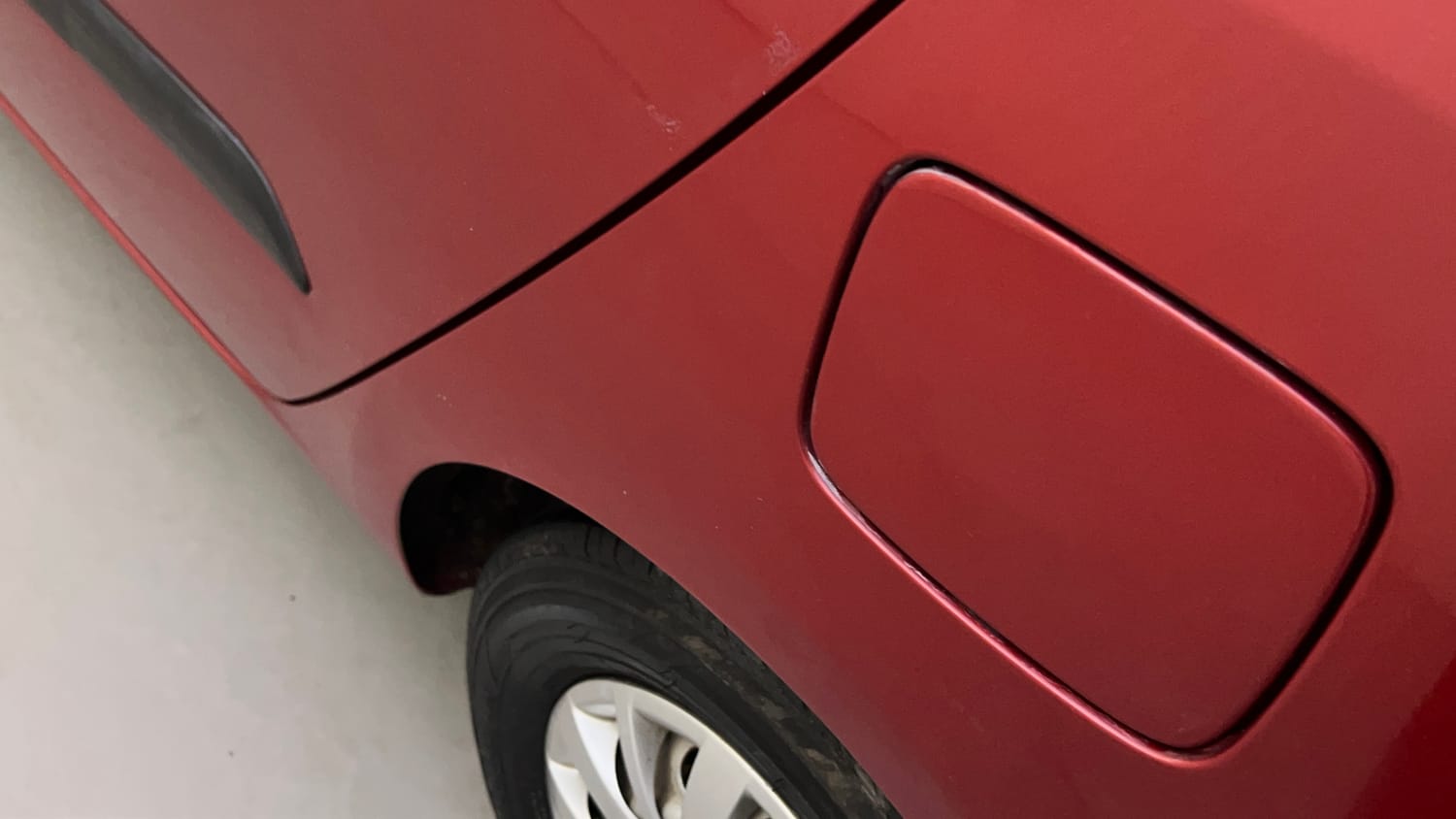 Used 2013 Hyundai i10 Era 1.1 iRDE2 Petrol Manual dents MINOR SCRATCH