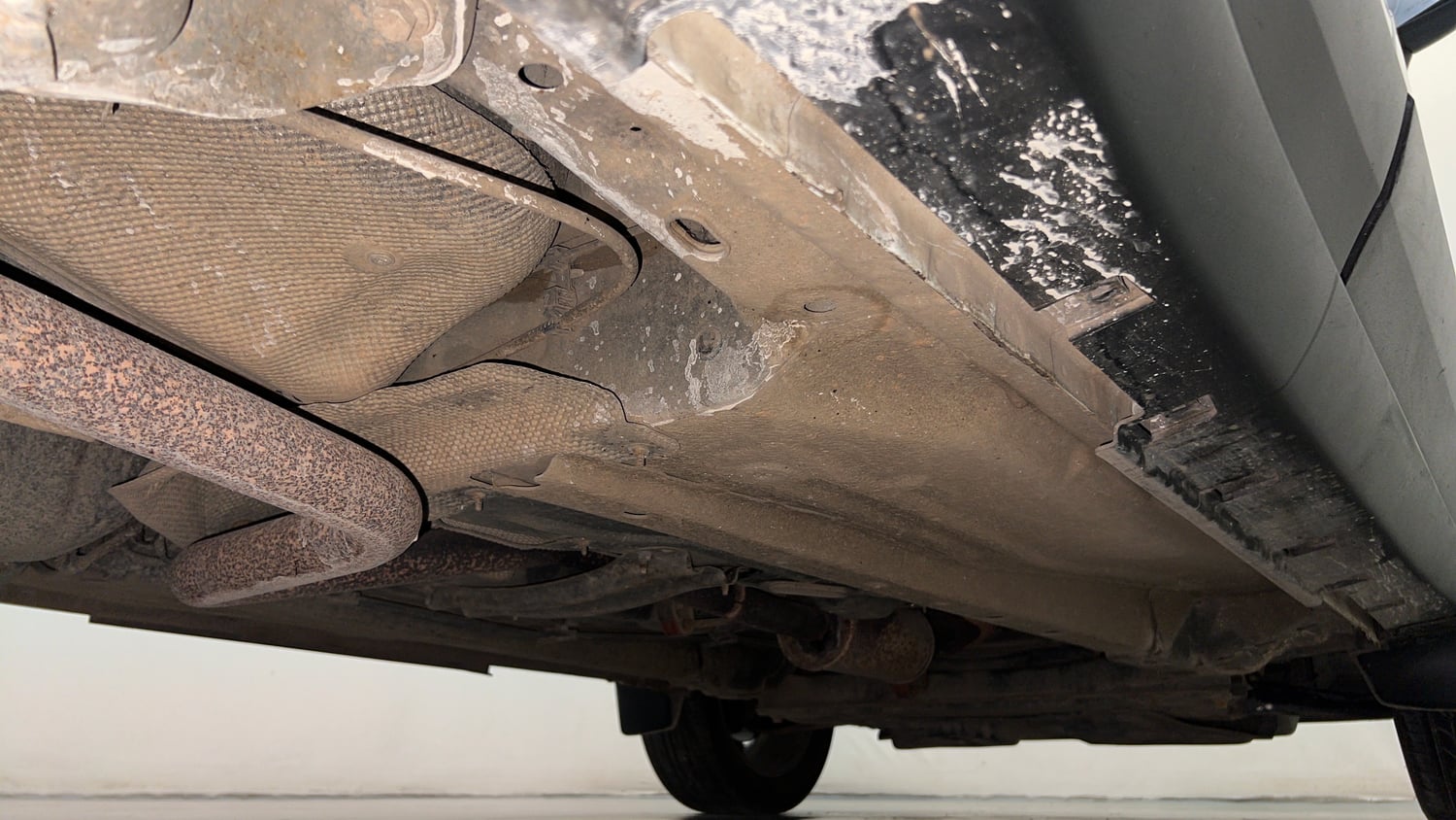 Used 2016 Ford EcoSport Titanium 1.5L Ti-VCT AT Petrol Automatic extra REAR RIGHT UNDERBODY VIEW
