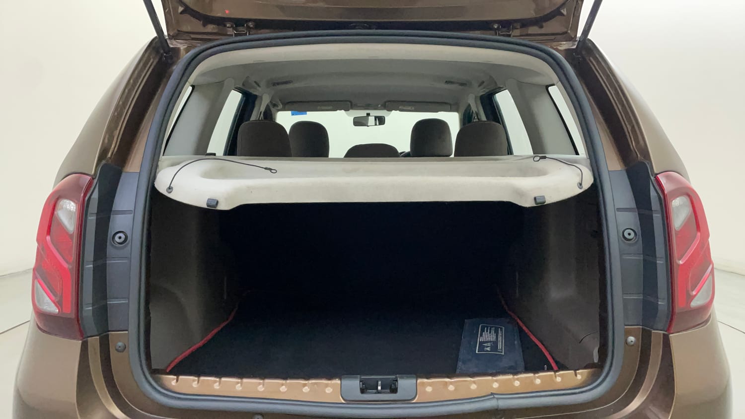 Used 2016 Renault Duster 110 PS RXZ 4X2 MT Diesel Diesel Manual interior DICKY INSIDE VIEW
