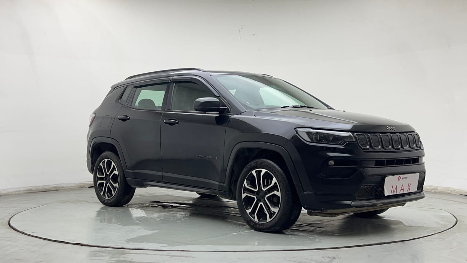 Used 2021 Jeep Compass Model S (O) Diesel 4x4 AT Diesel Automatic exterior RIGHT FRONT CORNER VIEW