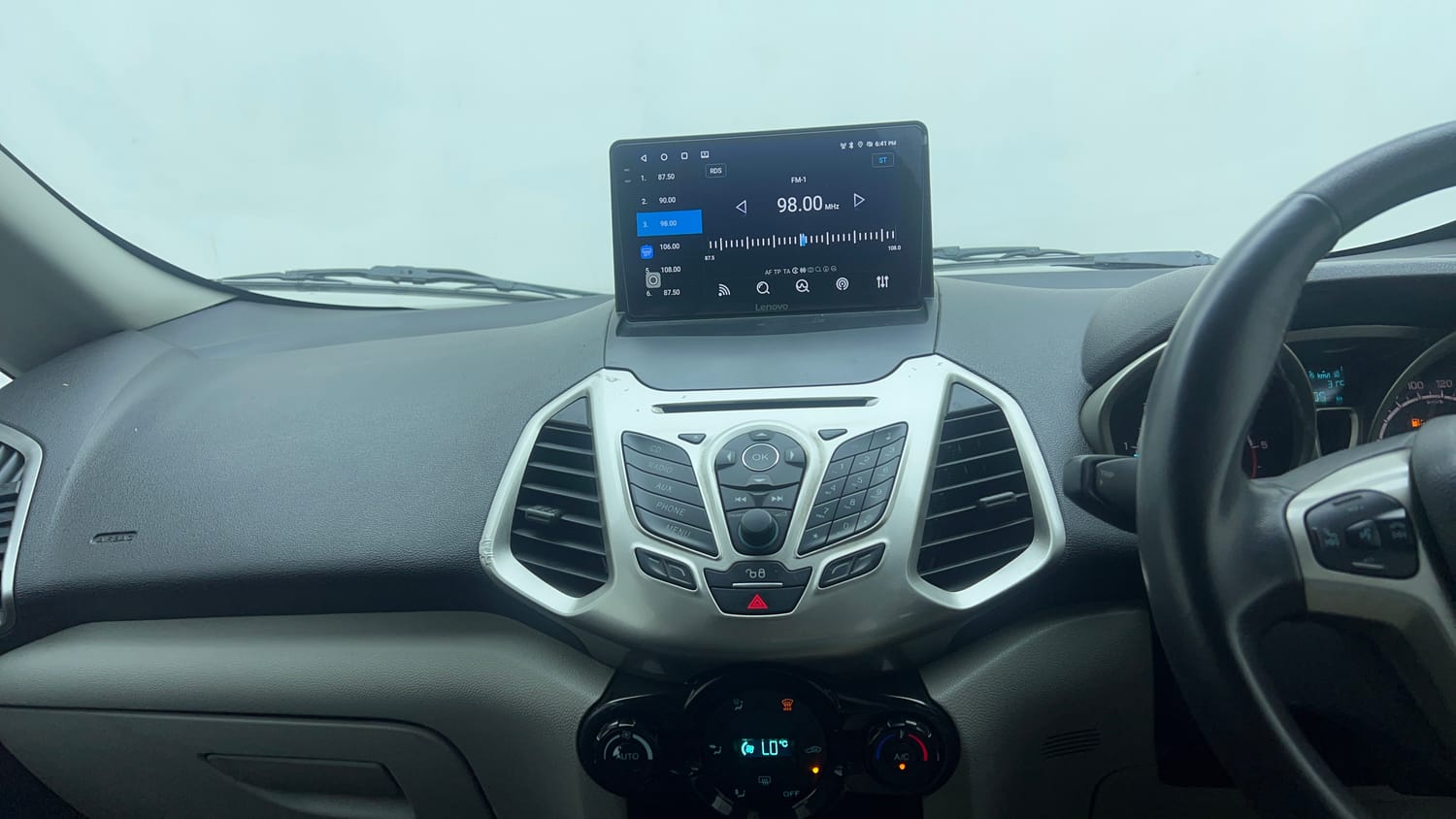Used 2014 Ford EcoSport Titanium 1.5 TDCi Diesel Manual top_features Integrated (in-dash) music system