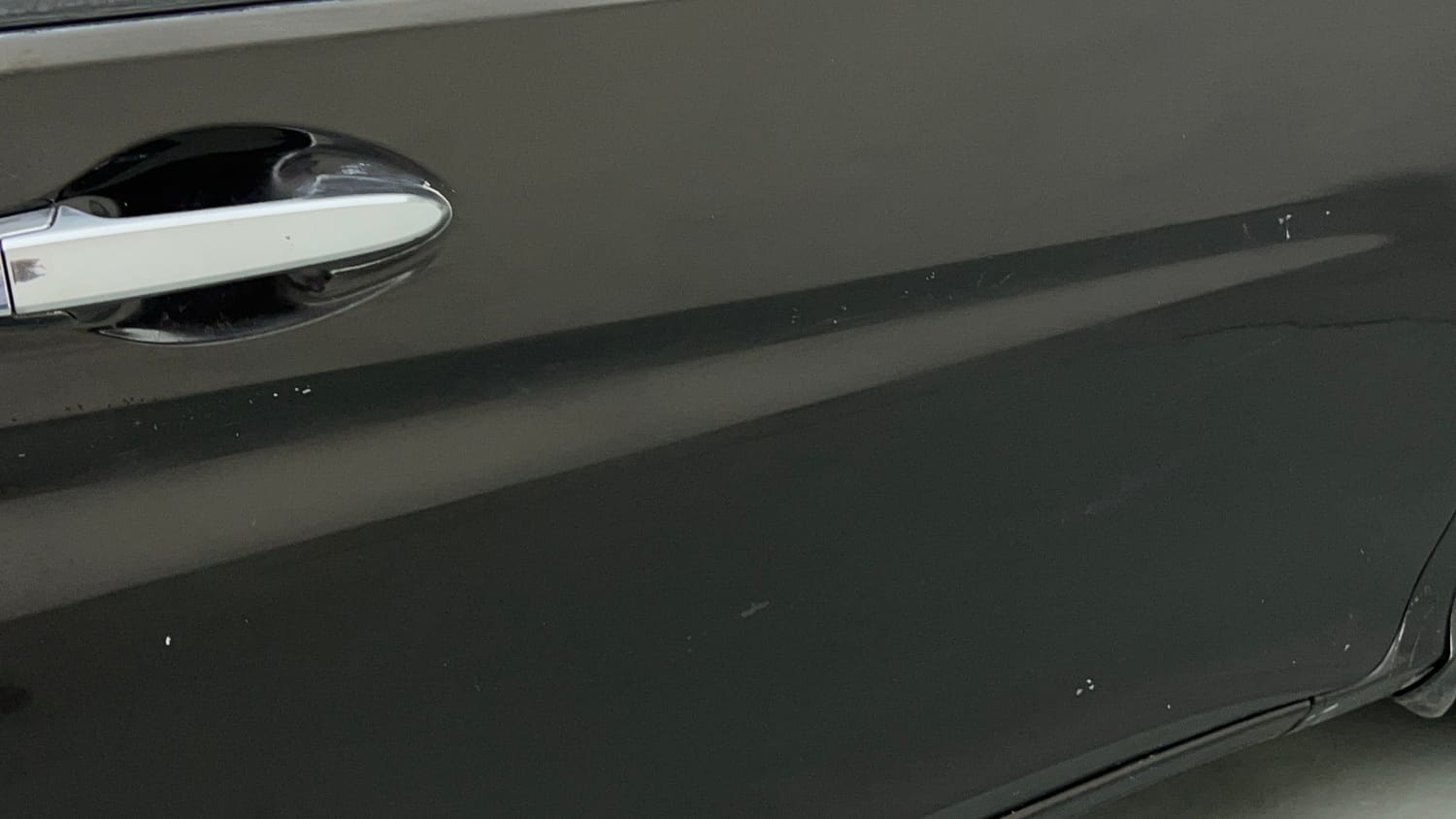 Used 2015 Honda City V Petrol Manual dents MINOR SCRATCH