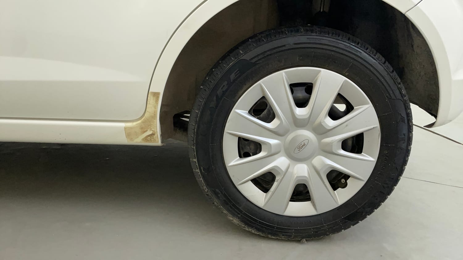 Used 2013 Ford Figo Duratec Petrol EXI 1.2 Petrol Manual tyres LEFT REAR TYRE RIM VIEW