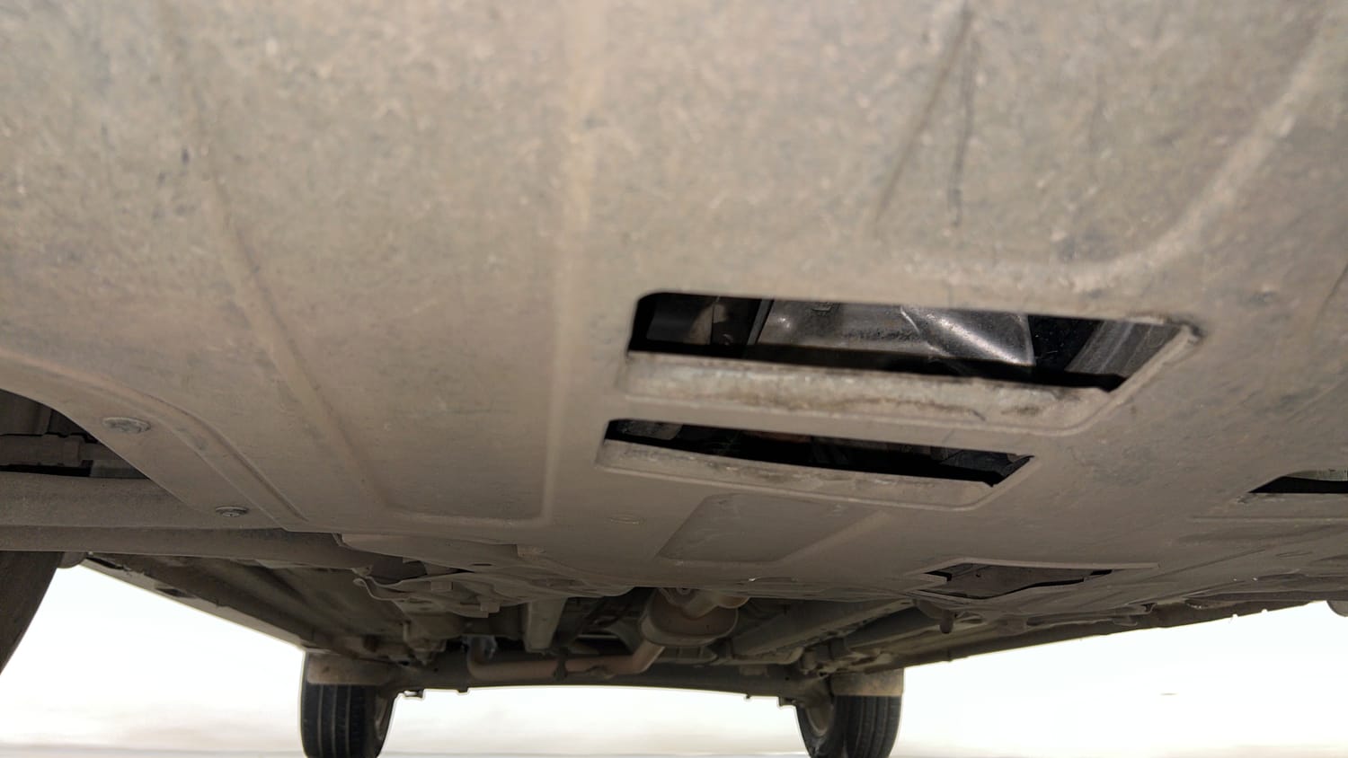 Used 2017 Hyundai Creta 1.6 SX Plus Petrol Petrol Manual extra FRONT LEFT UNDERBODY VIEW