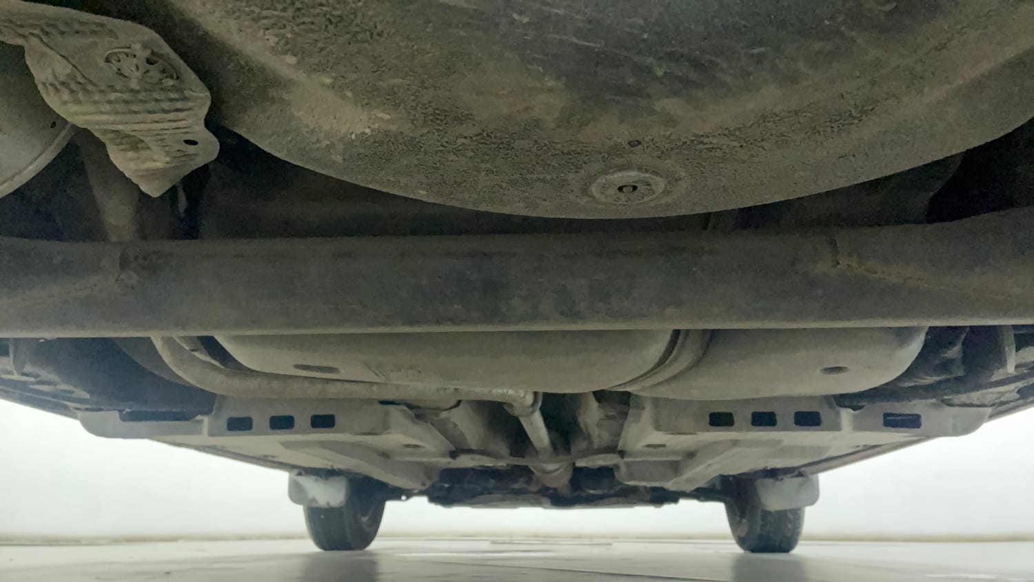 Used 2013 Volkswagen Polo Trendline 1.2L (P) Petrol Manual extra REAR UNDERBODY VIEW (TAKEN FROM REAR)