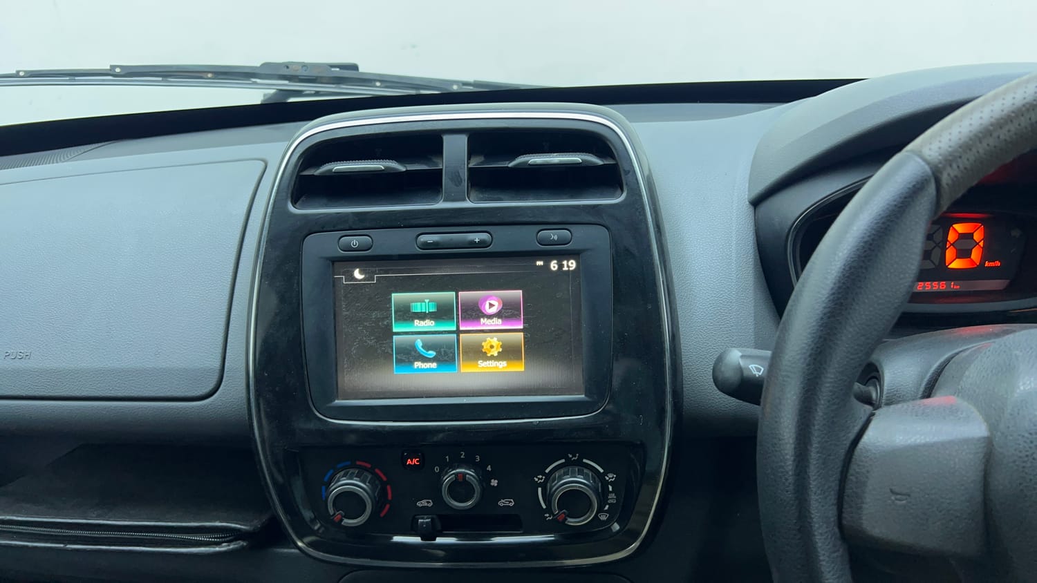 Used 2019 Renault Kwid 1.0 RXT AMT Opt Petrol Automatic top_features Integrated (in-dash) music system