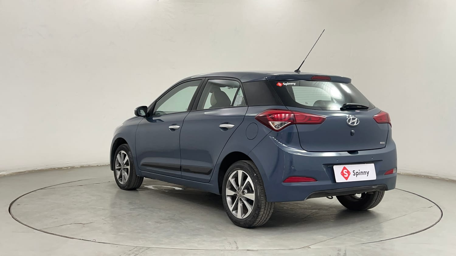 Used 2015 Hyundai Elite i20 Asta 1.2 Petrol Manual exterior LEFT REAR CORNER VIEW