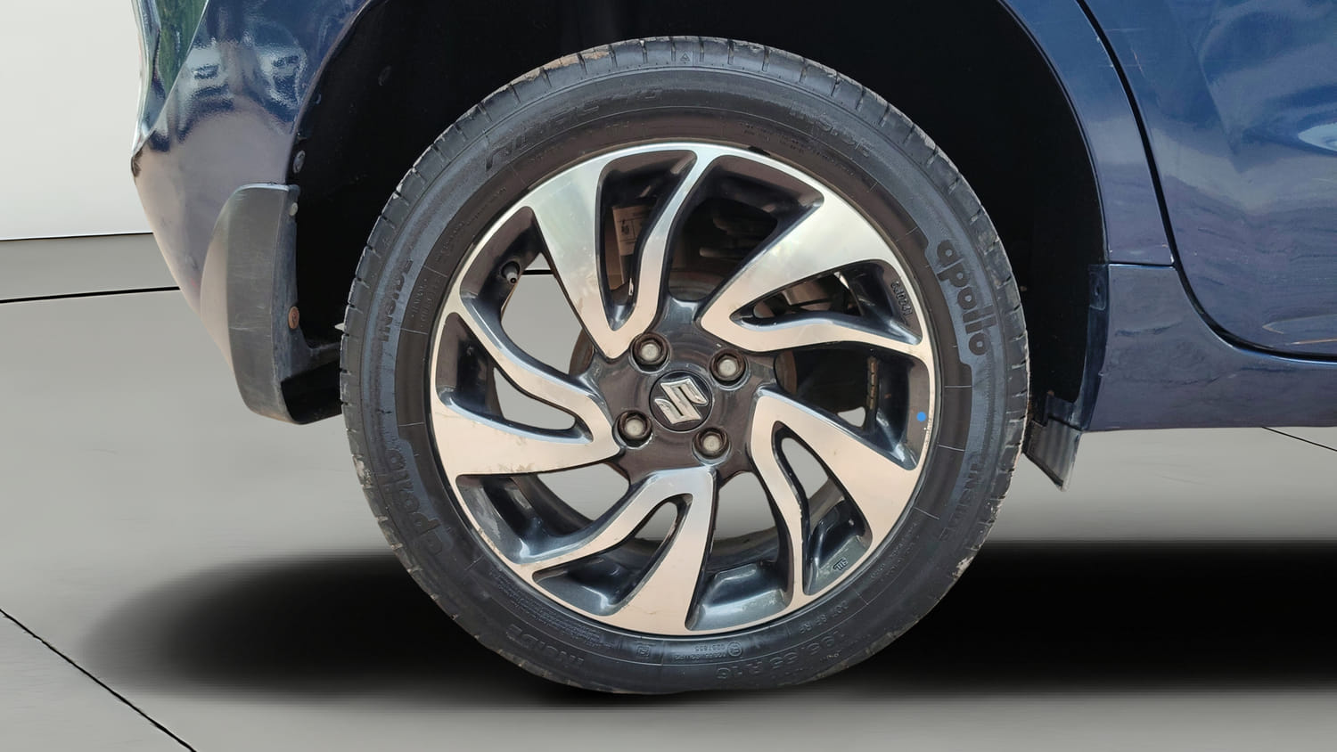 Used 2020 Maruti Suzuki Baleno Alpha Automatic Petrol Automatic tyres RIGHT REAR TYRE RIM VIEW