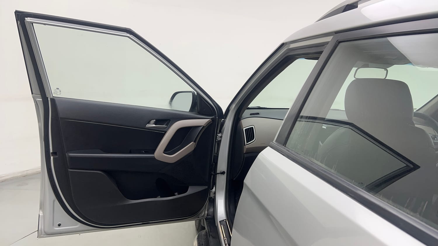 Used 2015 Hyundai Creta 1.6 SX Plus Petrol Petrol Manual interior LEFT FRONT DOOR OPEN VIEW