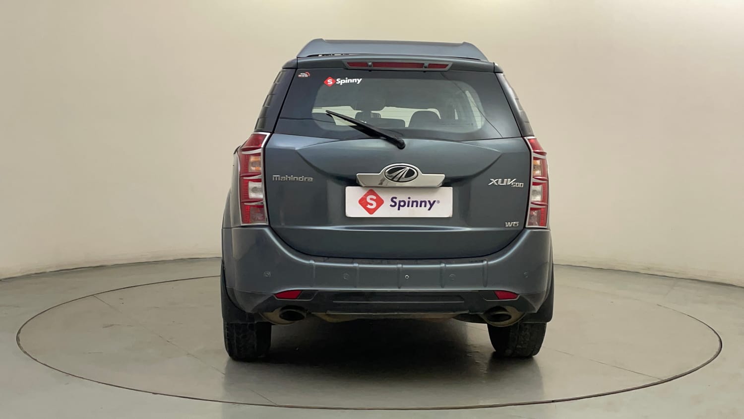 Used 2015 Mahindra XUV500 W6 Diesel Manual exterior BACK VIEW