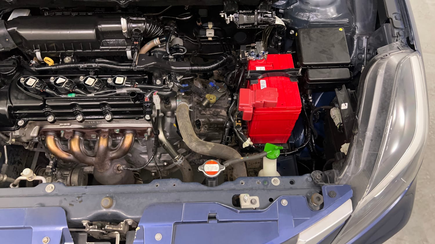 Used 2020 Maruti Suzuki Baleno Zeta Petrol Manual engine ENGINE LEFT SIDE VIEW