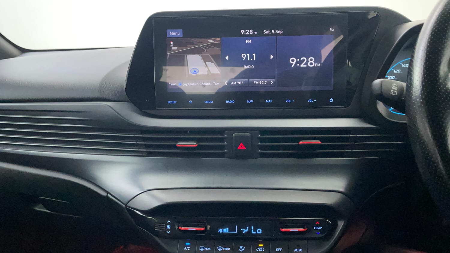 Used 2022 Hyundai i20 N Line N8 1.0 Turbo DCT Dual Tone Petrol Automatic interior MUSIC SYSTEM & AC CONTROL VIEW