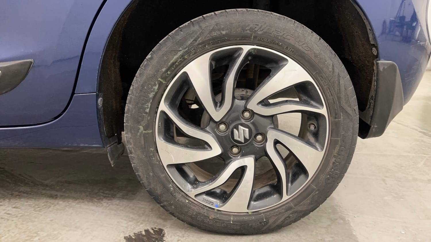 Used 2020 Maruti Suzuki Baleno Zeta Petrol Manual tyres LEFT REAR TYRE RIM VIEW