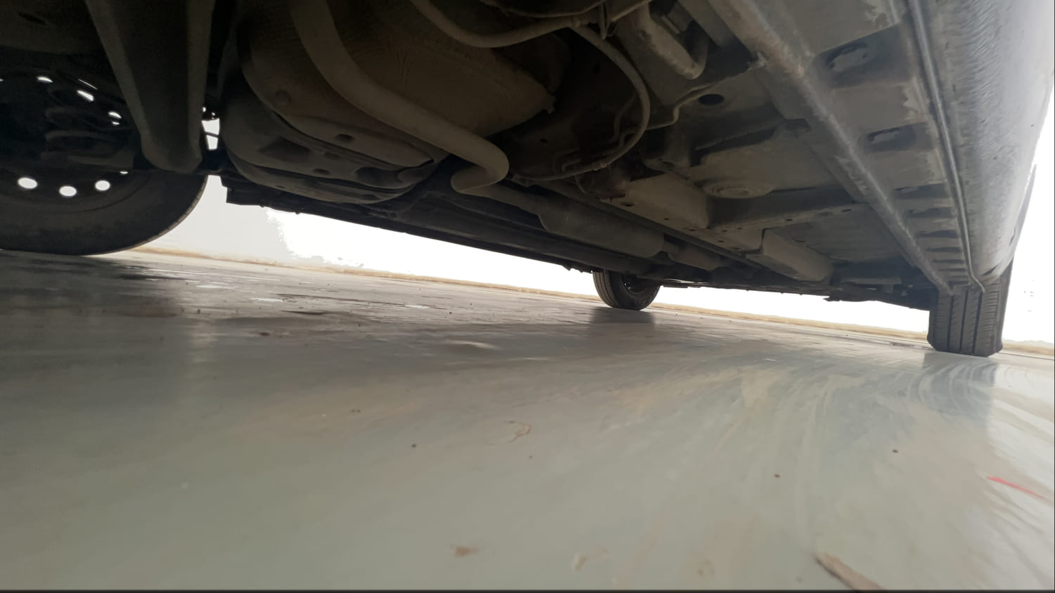 Used 2016 Maruti Suzuki Swift VXi Petrol Manual extra REAR RIGHT UNDERBODY VIEW