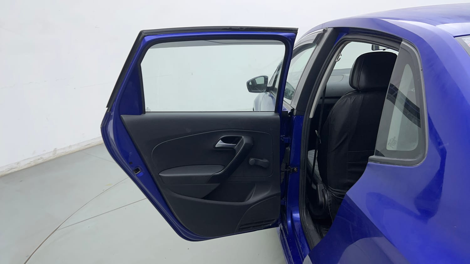 Used 2019 Volkswagen Ameo Trendline 1.0L (P) Petrol Manual interior LEFT REAR DOOR OPEN VIEW