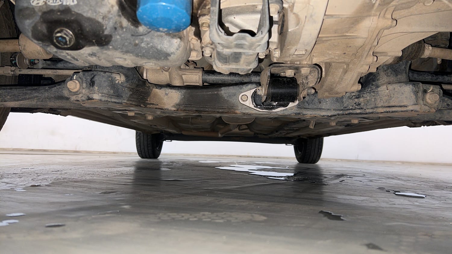 Used 2018 Hyundai Grand i10 Sportz 1.2 Kappa VTVT Petrol Manual extra FRONT LEFT UNDERBODY VIEW
