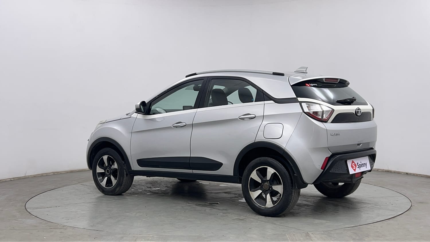 Used 2018 Tata Nexon XZ Plus Petrol Manual exterior LEFT REAR CORNER VIEW