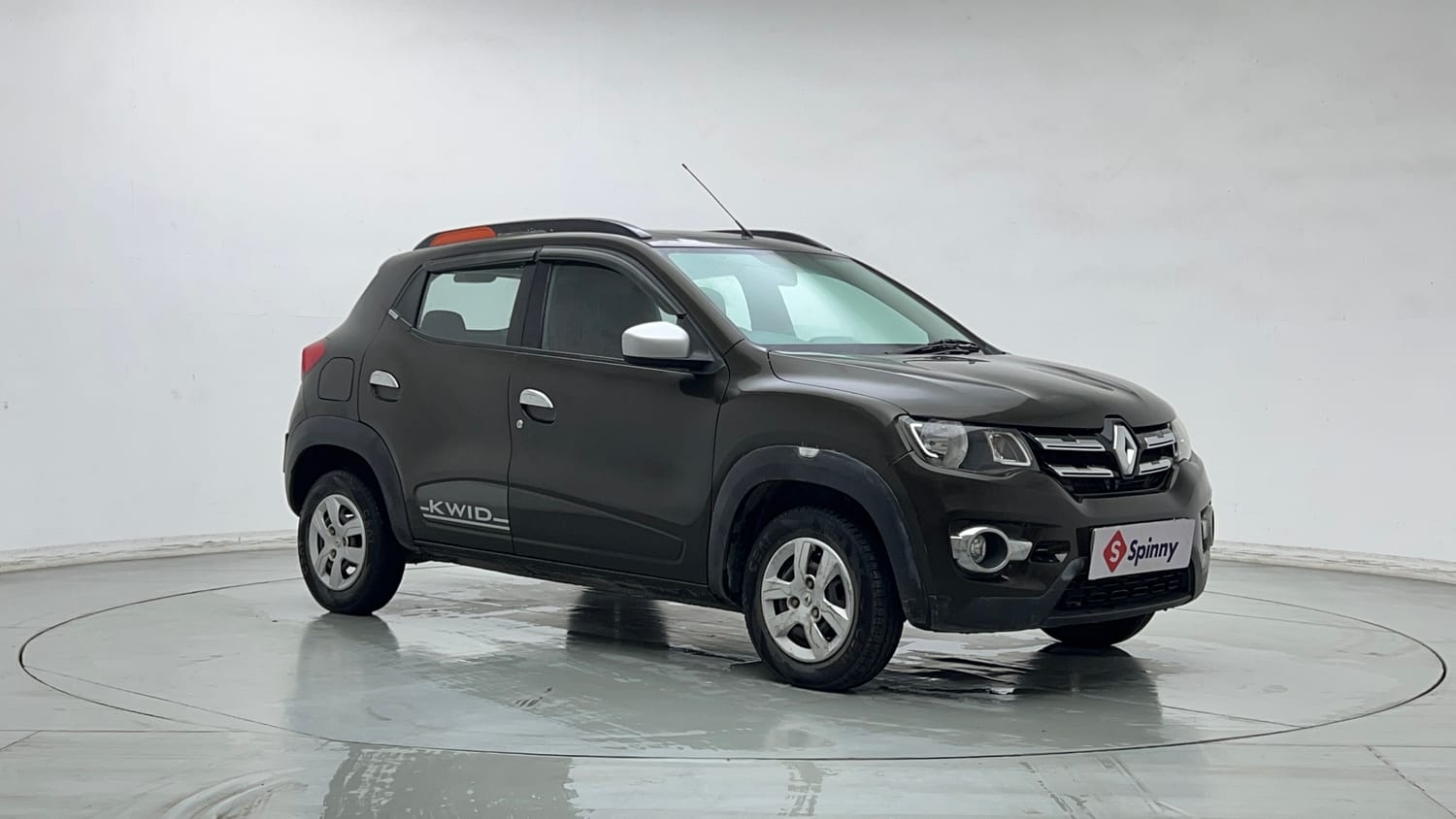 Used 2019 Renault Kwid RXT (O) 1.0 SCE Edition Petrol Manual exterior RIGHT FRONT CORNER VIEW