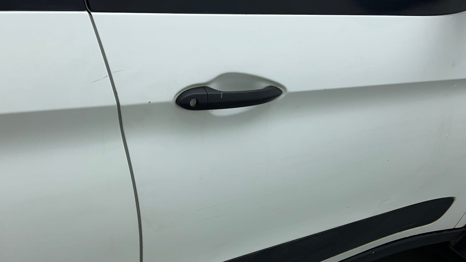 Used 2023 Tata Nexon XM S Petrol + CNG(Outside Fitted) Cng Manual dents MINOR SCRATCH