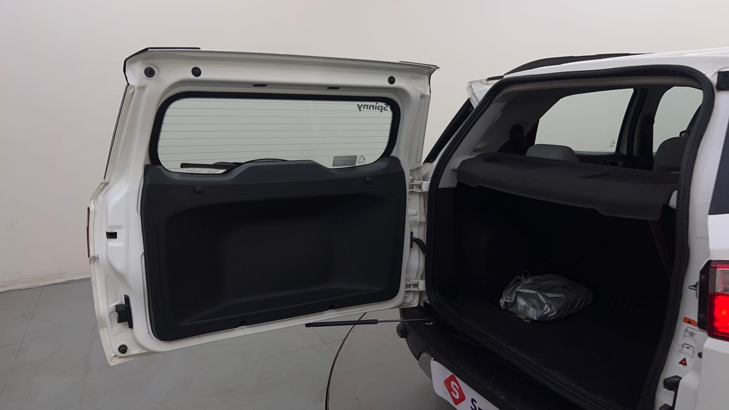 Used 2016 Ford EcoSport Titanium 1.5L Ti-VCT AT Petrol Automatic interior DICKY DOOR OPEN VIEW