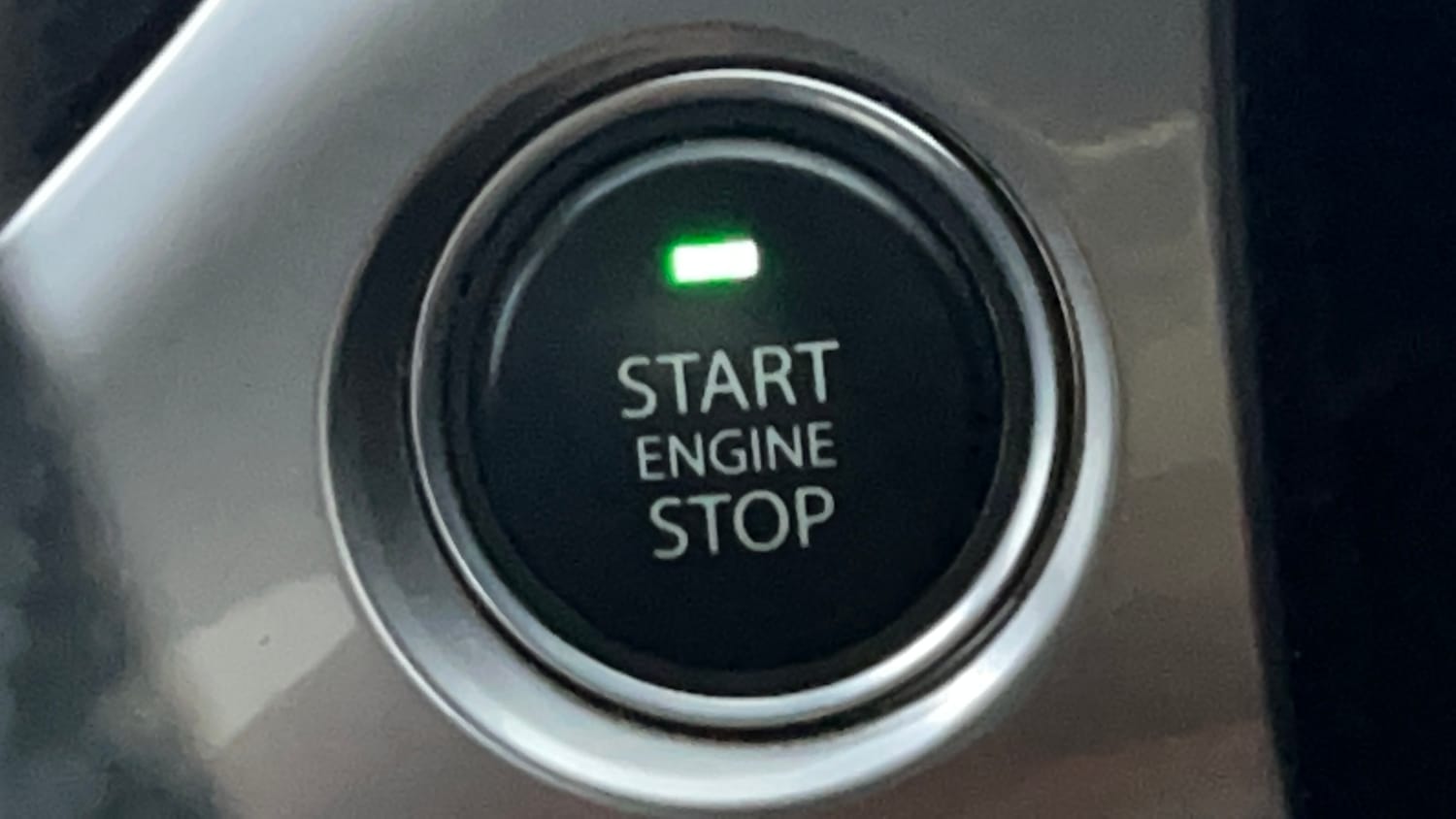 Used 2018 Tata Nexon XZ Plus Petrol Manual top_features Keyless start