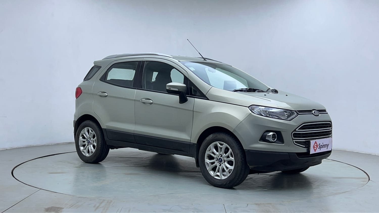 Used 2014 Ford EcoSport Titanium 1.5 TDCi Diesel Manual exterior RIGHT FRONT CORNER VIEW