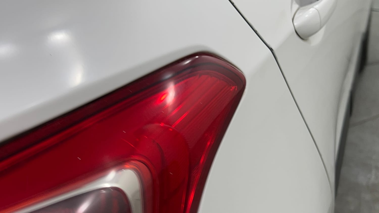 Used 2017 Hyundai Grand i10 Sportz (O) AT 1.2 Kappa VTVT Petrol Automatic dents MINOR SCRATCH