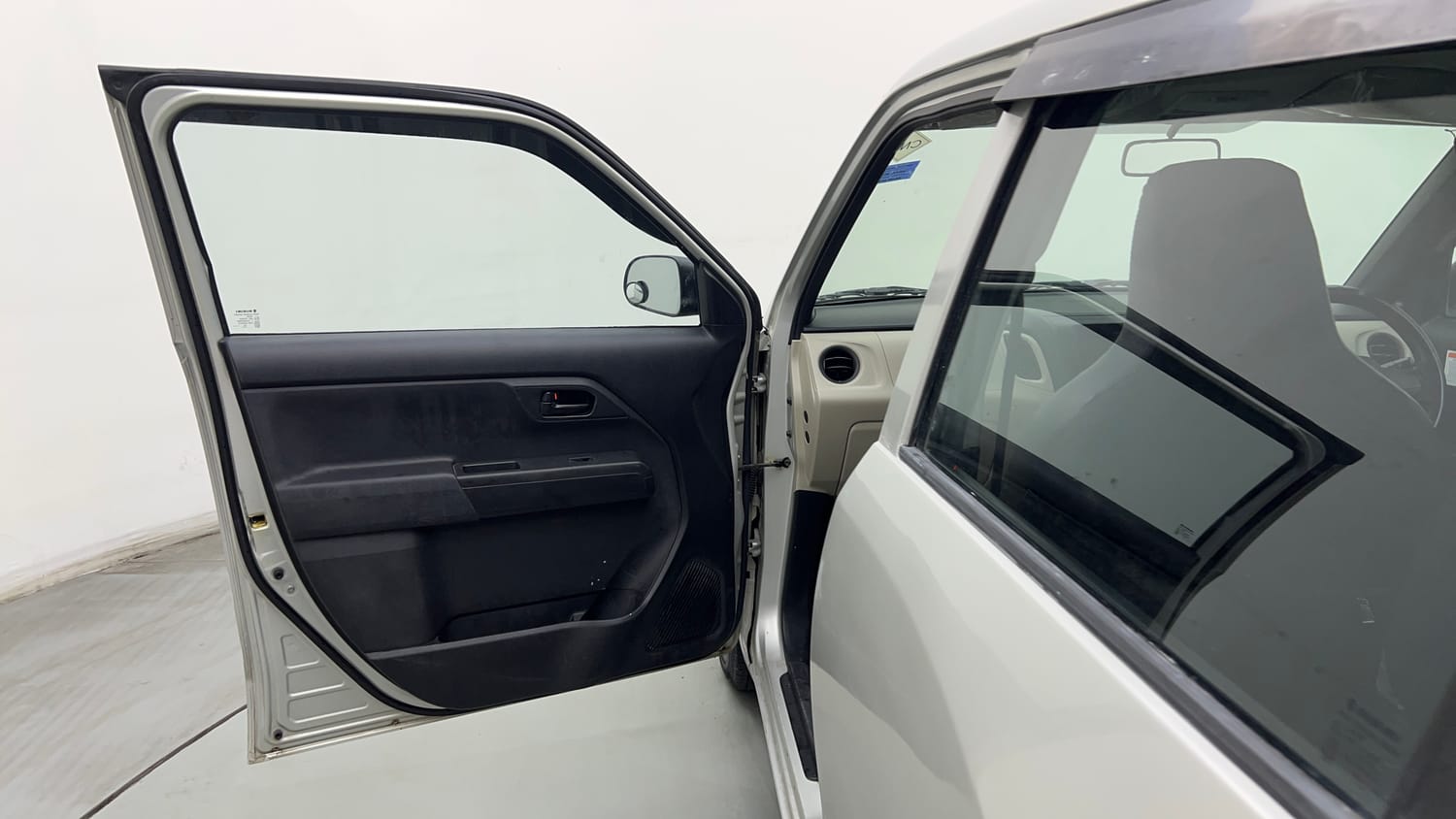 Used 2020 Maruti Suzuki Wagon R LXi 1.0 CNG Cng Manual interior LEFT FRONT DOOR OPEN VIEW