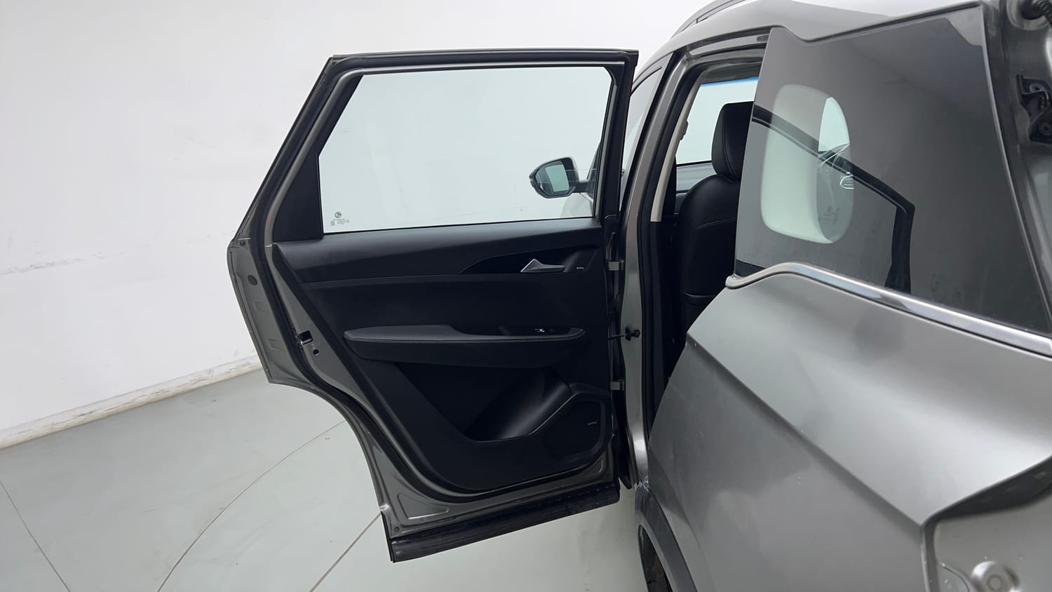 Used 2020 MG Motors Hector Sharp 1.5 DCT Petrol Petrol Automatic interior LEFT REAR DOOR OPEN VIEW