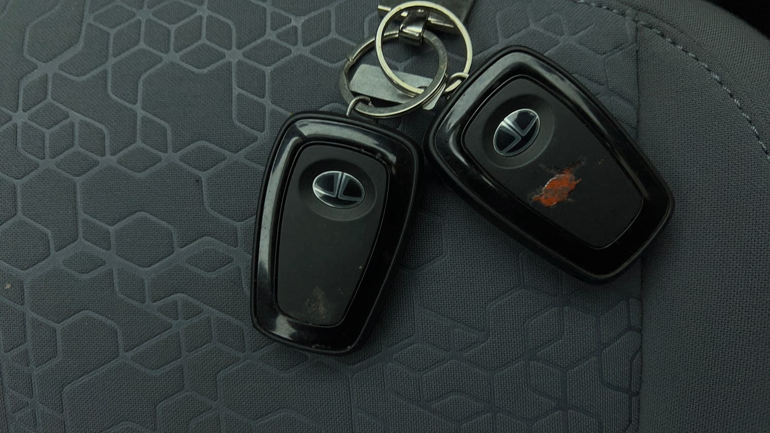 Used 2020 Tata Altroz XZ Petrol Petrol Manual extra CAR KEY VIEW