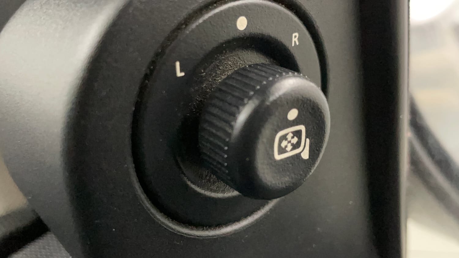 Used 2017 Tata Tiago Revotron XT Petrol Manual top_features Adjustable ORVM