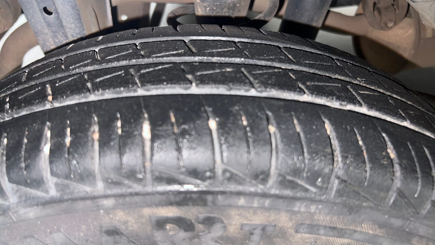 Used 2021 Maruti Suzuki Alto 800 VXi Petrol Manual tyres RIGHT REAR TYRE TREAD VIEW