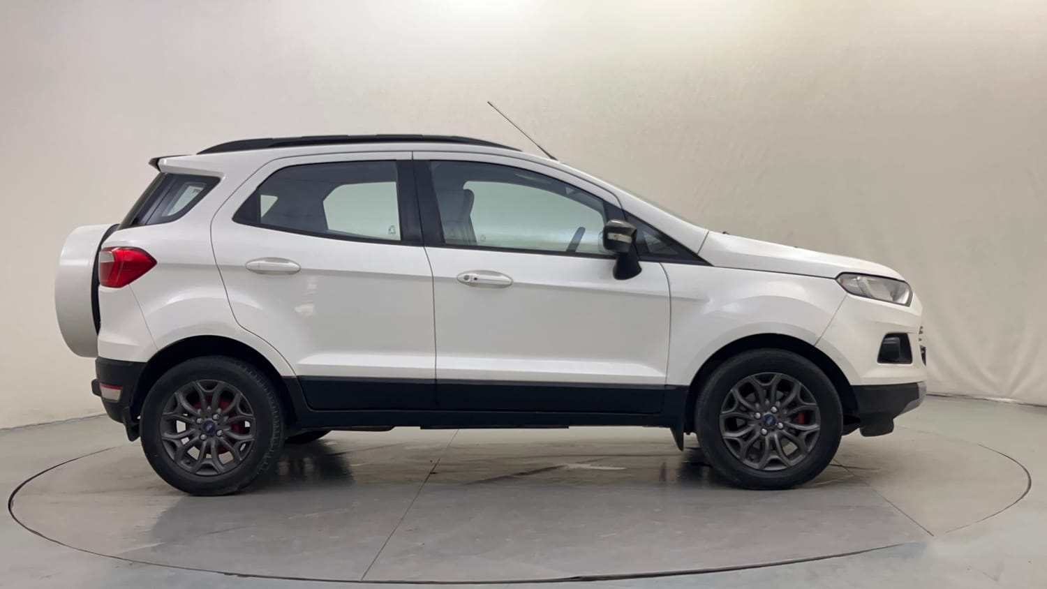 Used 2016 Ford EcoSport Titanium 1.5L Ti-VCT AT Petrol Automatic exterior RIGHT SIDE VIEW