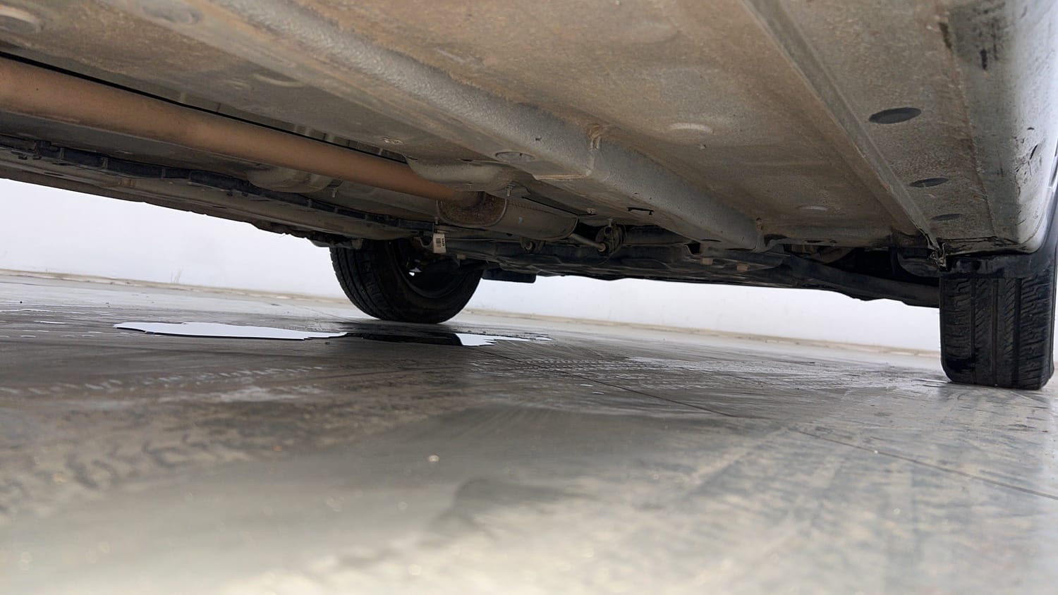 Used 2018 Hyundai Grand i10 Sportz 1.2 Kappa VTVT Petrol Manual extra REAR RIGHT UNDERBODY VIEW