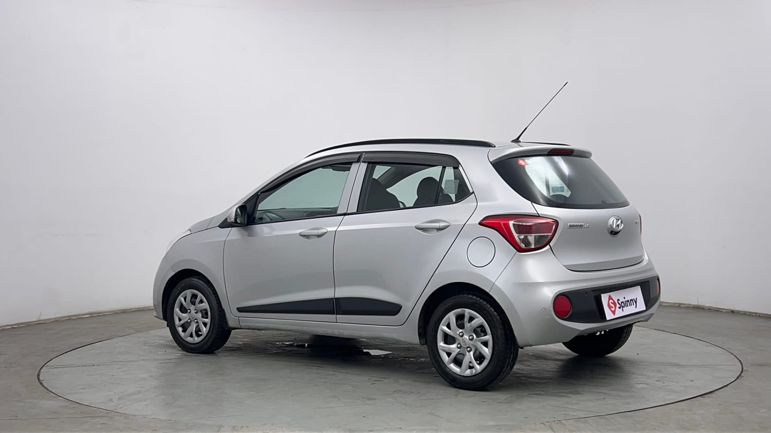 Used 2018 Hyundai Grand i10 Sportz 1.2 Kappa VTVT Petrol Manual exterior LEFT REAR CORNER VIEW
