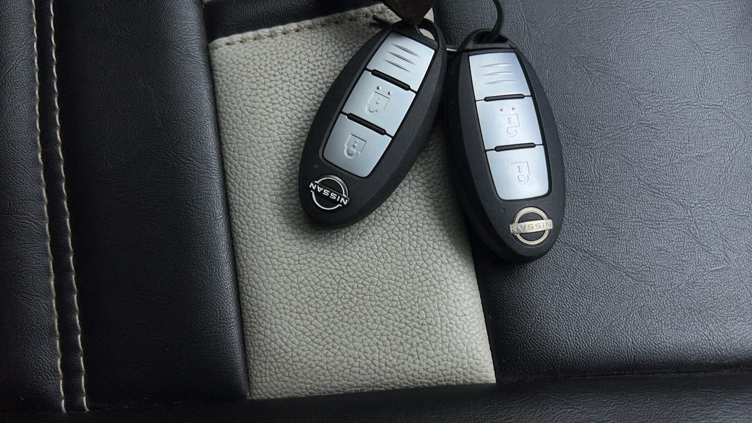 Used 2021 Nissan Magnite XV Turbo CVT Petrol Automatic extra CAR KEY VIEW