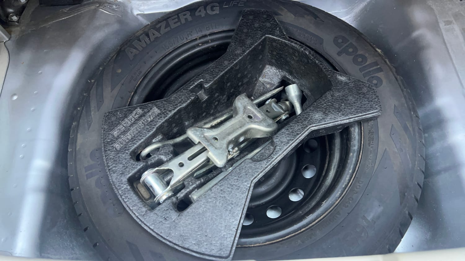 Used 2020 Maruti Suzuki Celerio ZXi Petrol Manual tyres SPARE TYRE VIEW