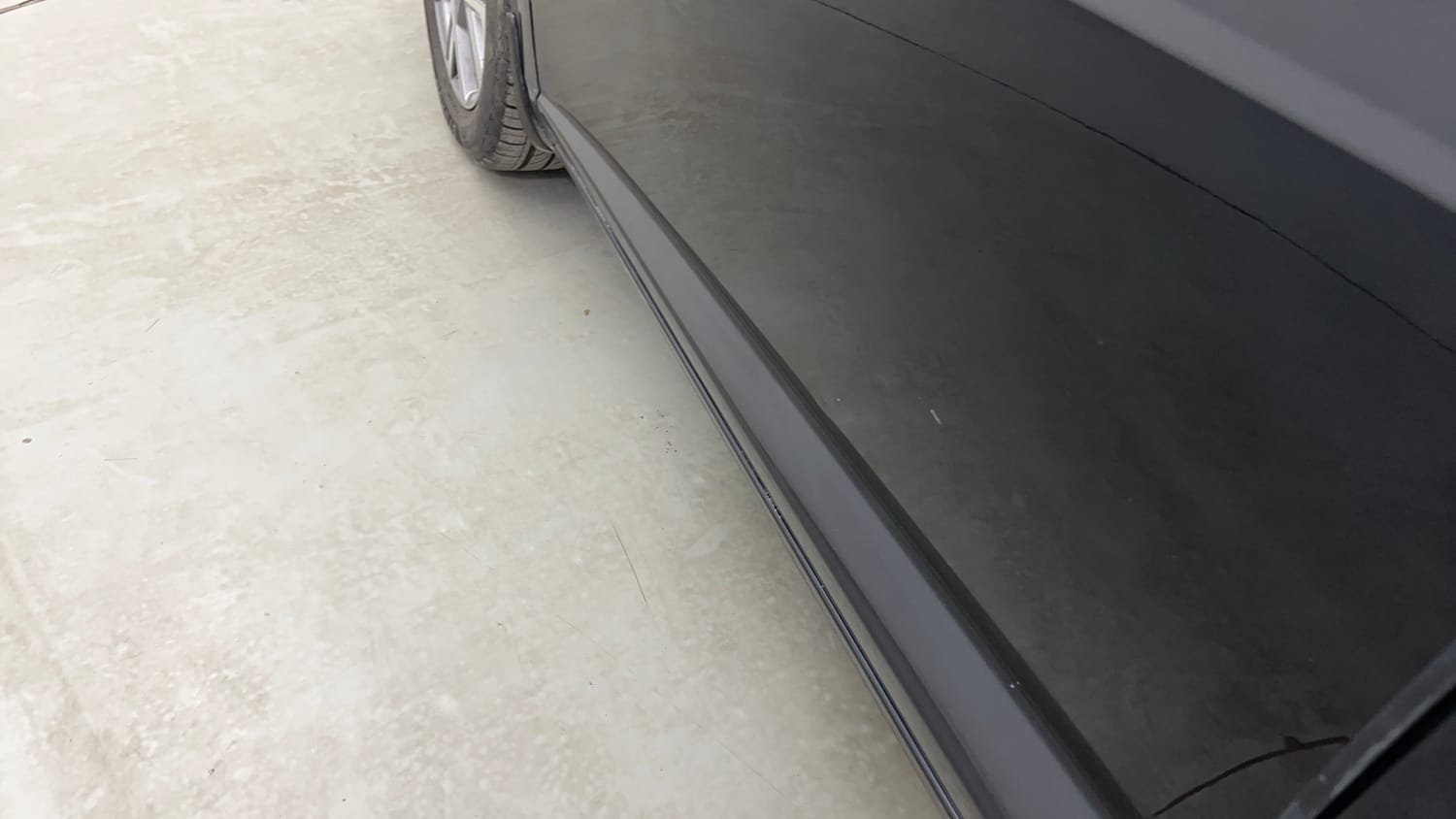 Used 2023 Hyundai Verna SX (O) 1.5 Petrol IVT Petrol Automatic dents MINOR DENT
