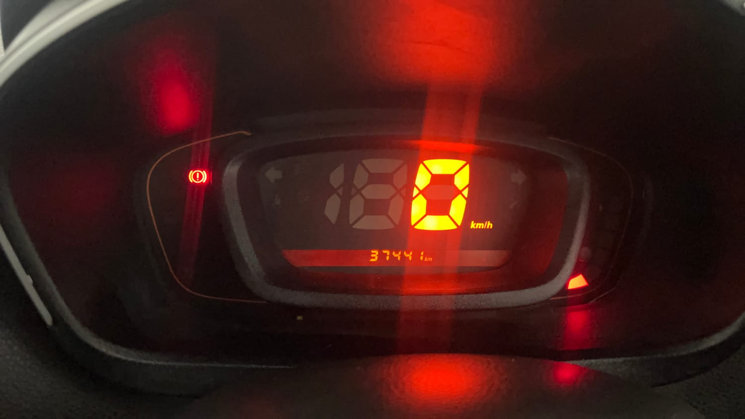 Used 2018 Renault Kwid 1.0 RXL Petrol Manual interior CLUSTERMETER VIEW