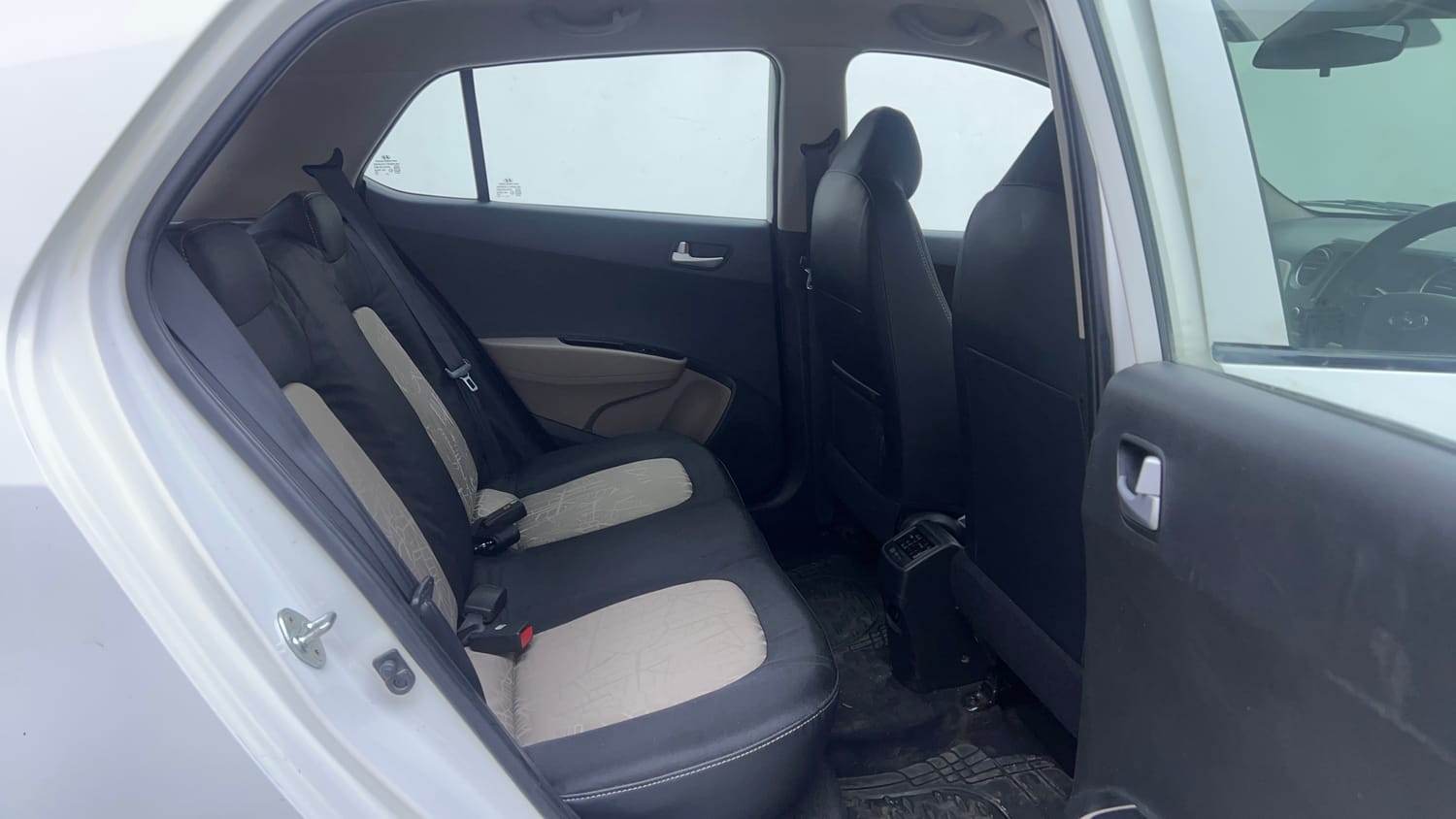 Used 2017 Hyundai Grand i10 Sportz (O) AT 1.2 Kappa VTVT Petrol Automatic interior RIGHT SIDE REAR DOOR CABIN VIEW